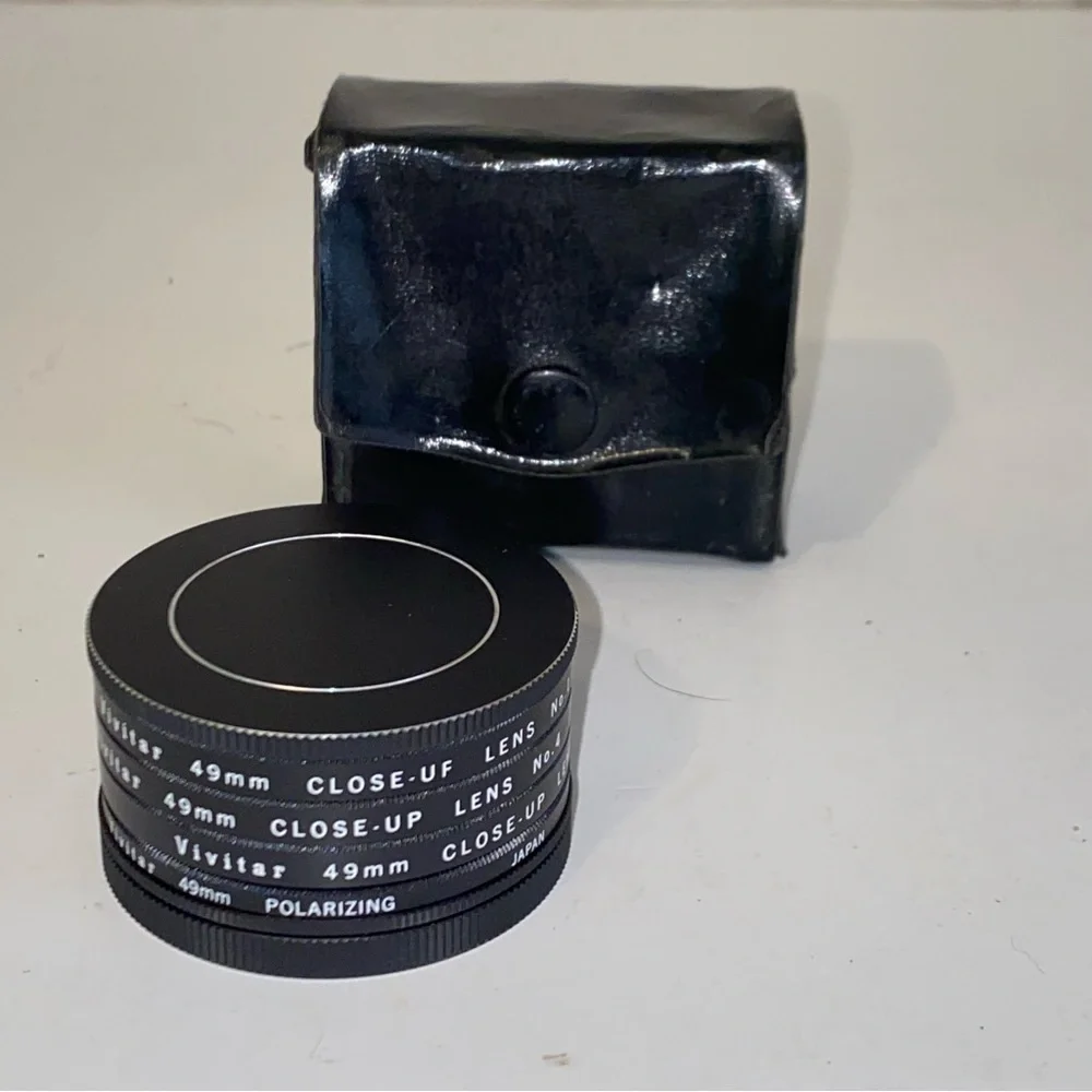 Vintage Vivitar 49 mm Close Up Lens Kit Nos 1 2 & 4 with Polarizing Lens & Case